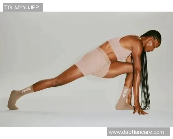 内衣广告女足球明星展现力量与魅力的完美结合视频