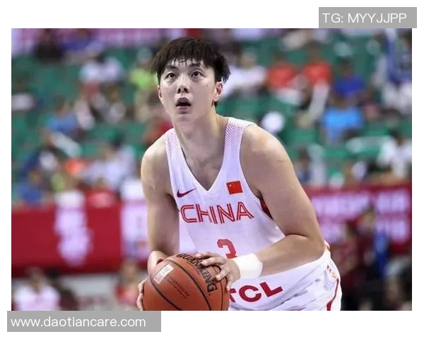 洲际杯回顾：上海篮球队球员个人能力的精彩展现与分析