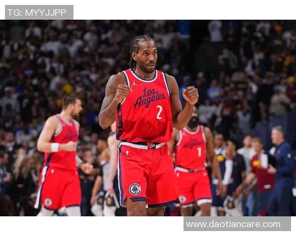 小卡足球明星有哪些值得关注的名字和他们的成就介绍